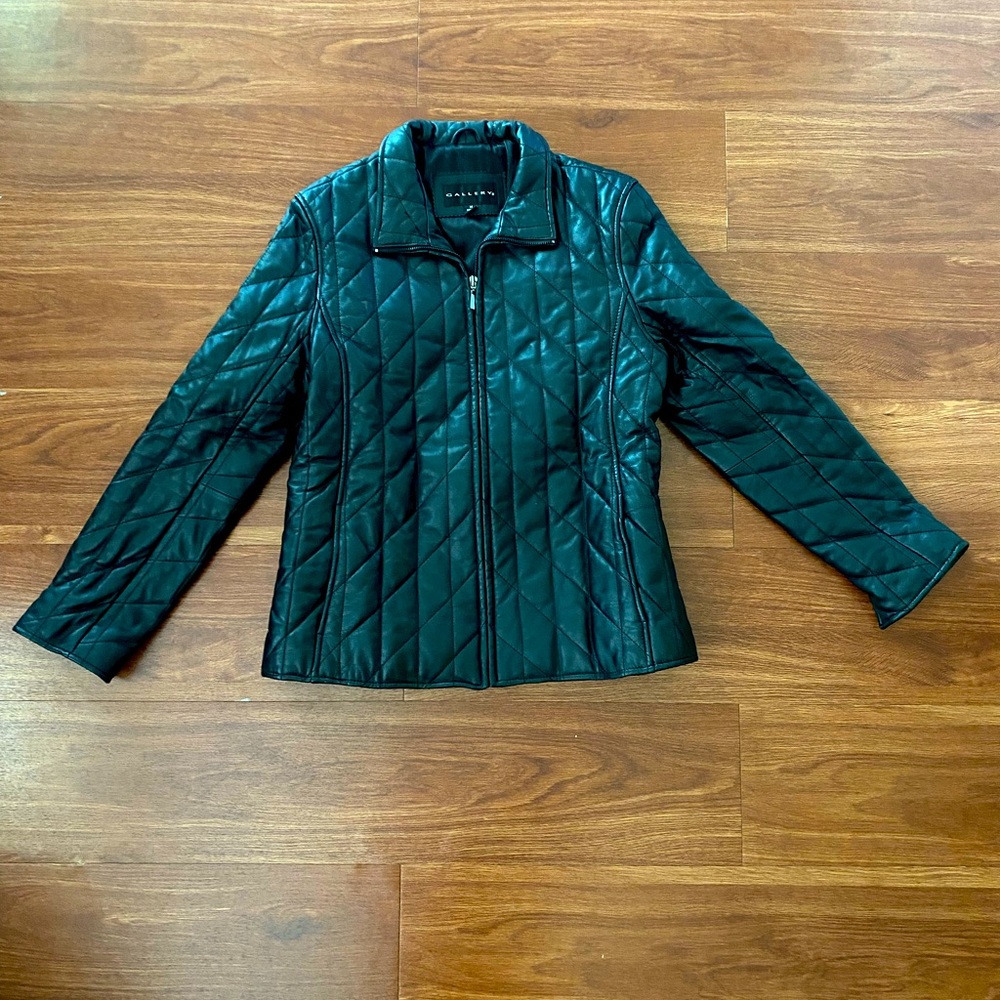 Black Leather Coat - women’s size medium - like new condition